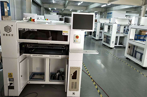 溫州客戶SMT設(shè)備專車送貨，貨到上門安裝調(diào)試